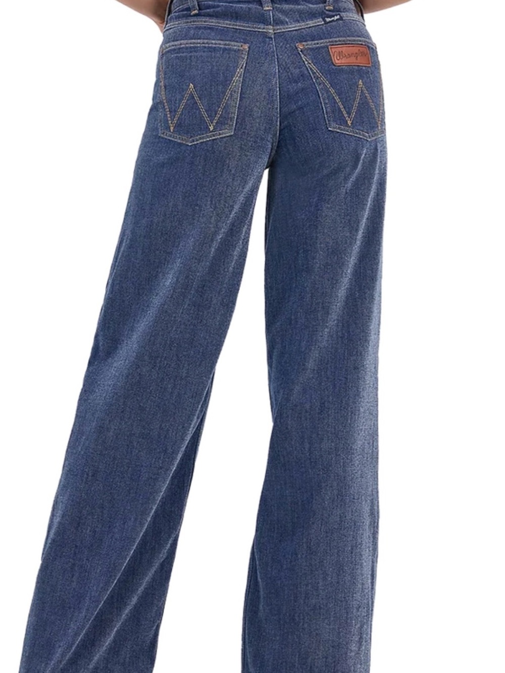 Wrangler High-Rise Wide Leg Jeans in Blue